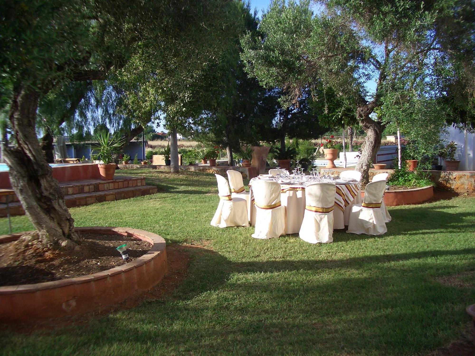 Hacienda Los Jinetes Кармона Екстериор снимка