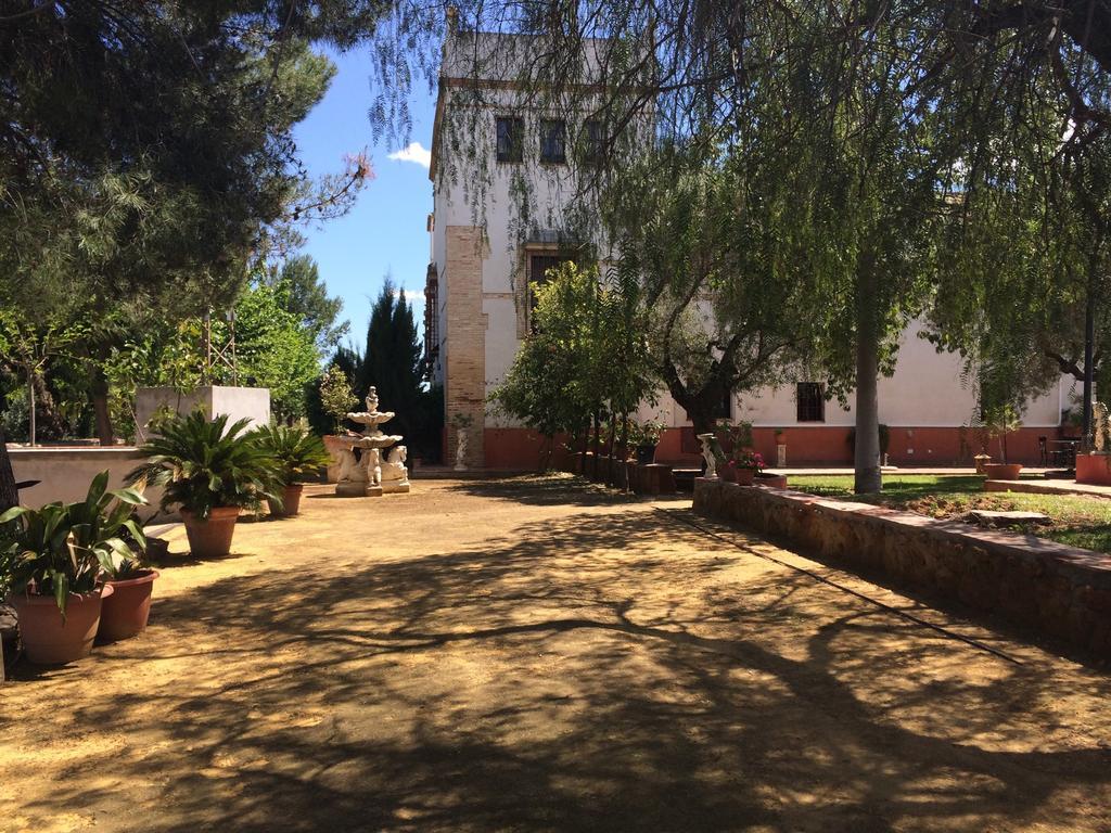 Hacienda Los Jinetes Кармона Екстериор снимка