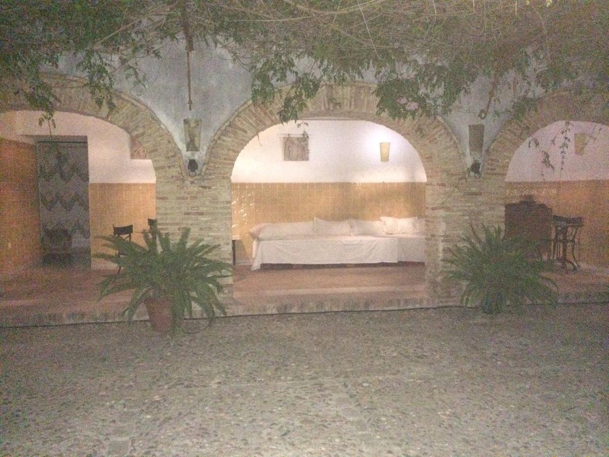 Hacienda Los Jinetes Кармона Екстериор снимка